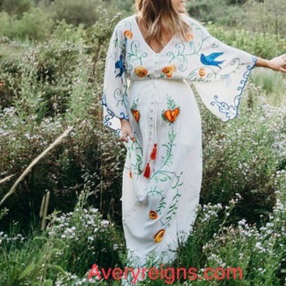 Embroidered Maternity Gown - Picture 4 of 16